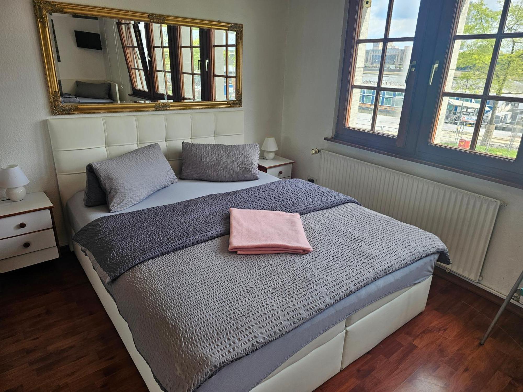 Haus Enteresan Aparthotel Κολωνία Εξωτερικό φωτογραφία