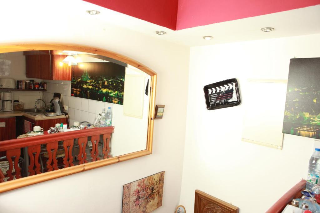 Haus Enteresan Aparthotel Κολωνία Δωμάτιο φωτογραφία